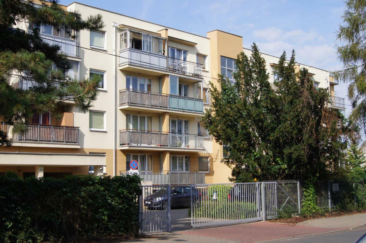 Apartament Poniatowskiego - Komfortowe Noclegi Piaseczno  Luaran gambar