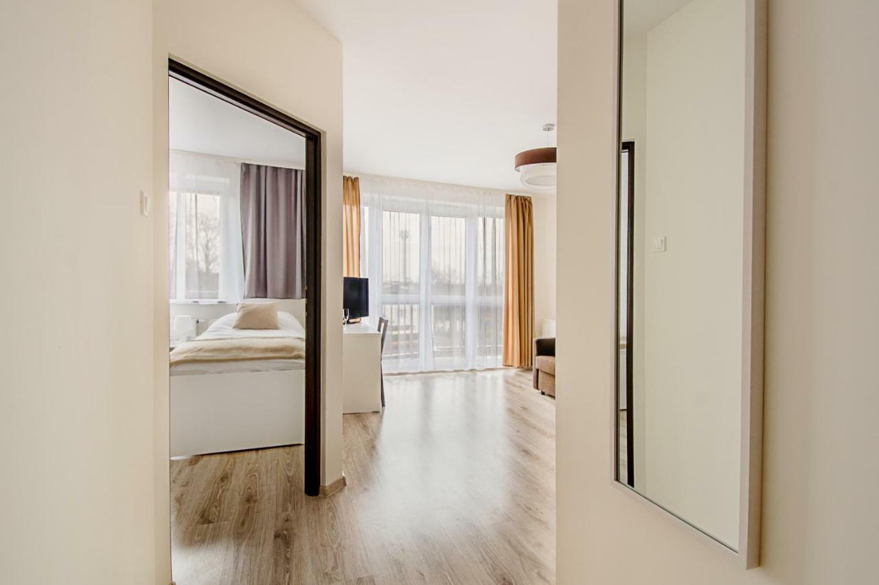 Apartament Poniatowskiego - Komfortowe Noclegi Piaseczno  Luaran gambar
