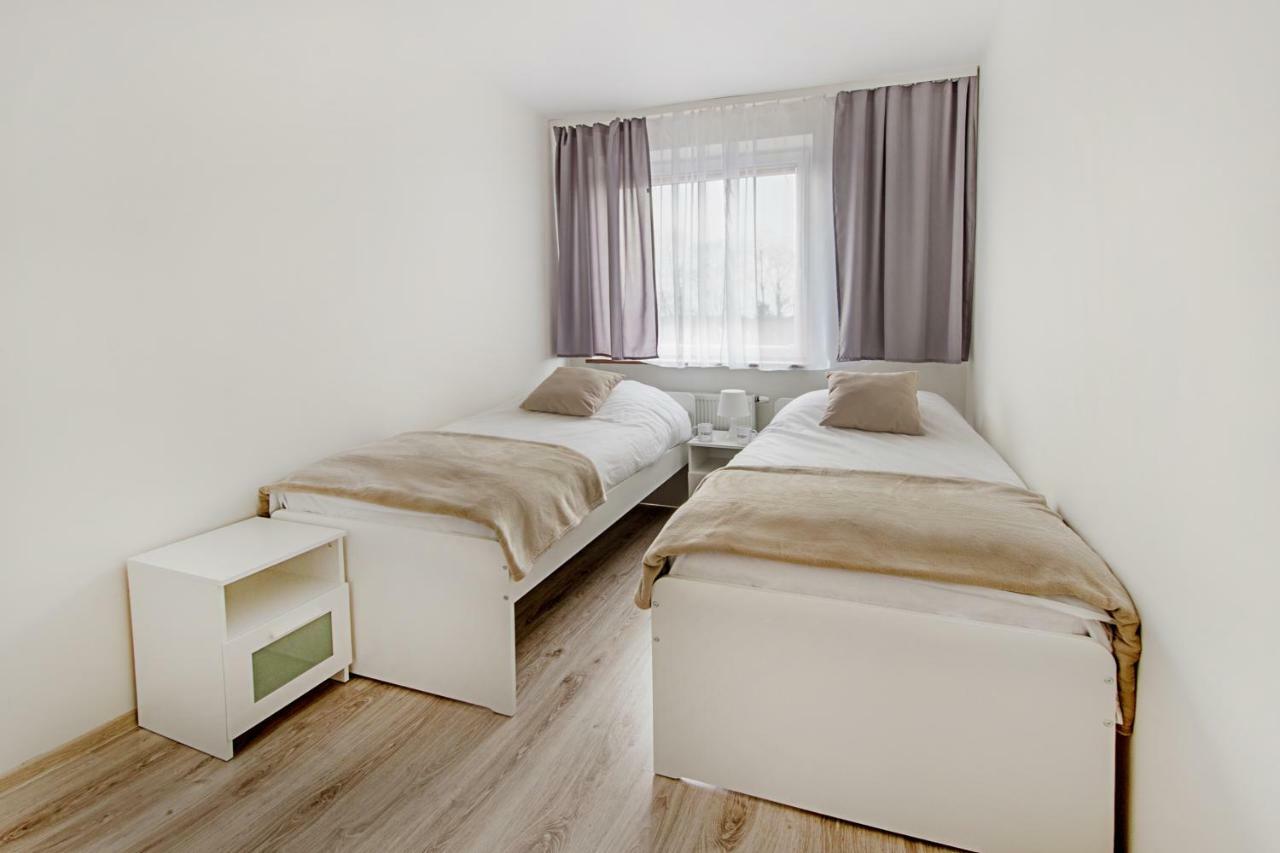 Apartament Poniatowskiego - Komfortowe Noclegi Piaseczno  Luaran gambar